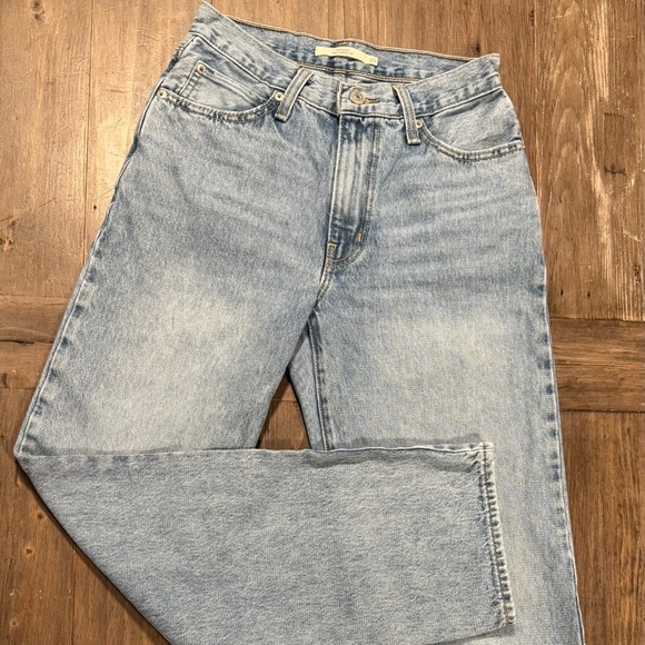 Blue Levi's Women's '94 Baggy Jeans - Picture 1 of 9